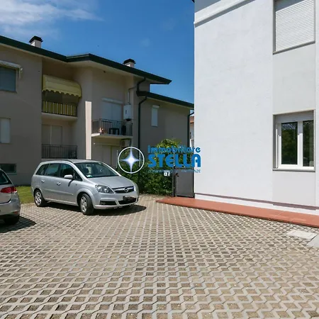 Lucia Villa